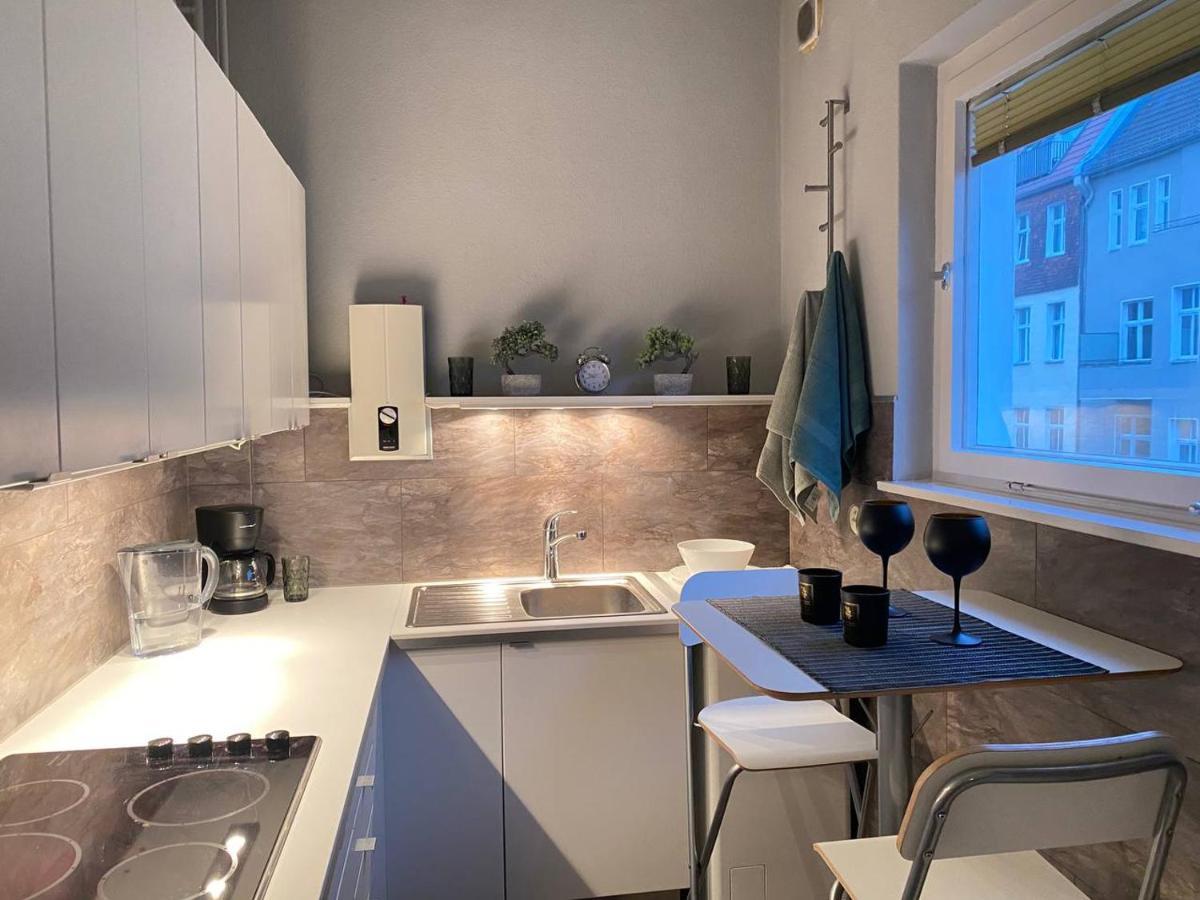 Cozy Modern Apartment With Small Balcony In The Heart Of Berlin Dış mekan fotoğraf